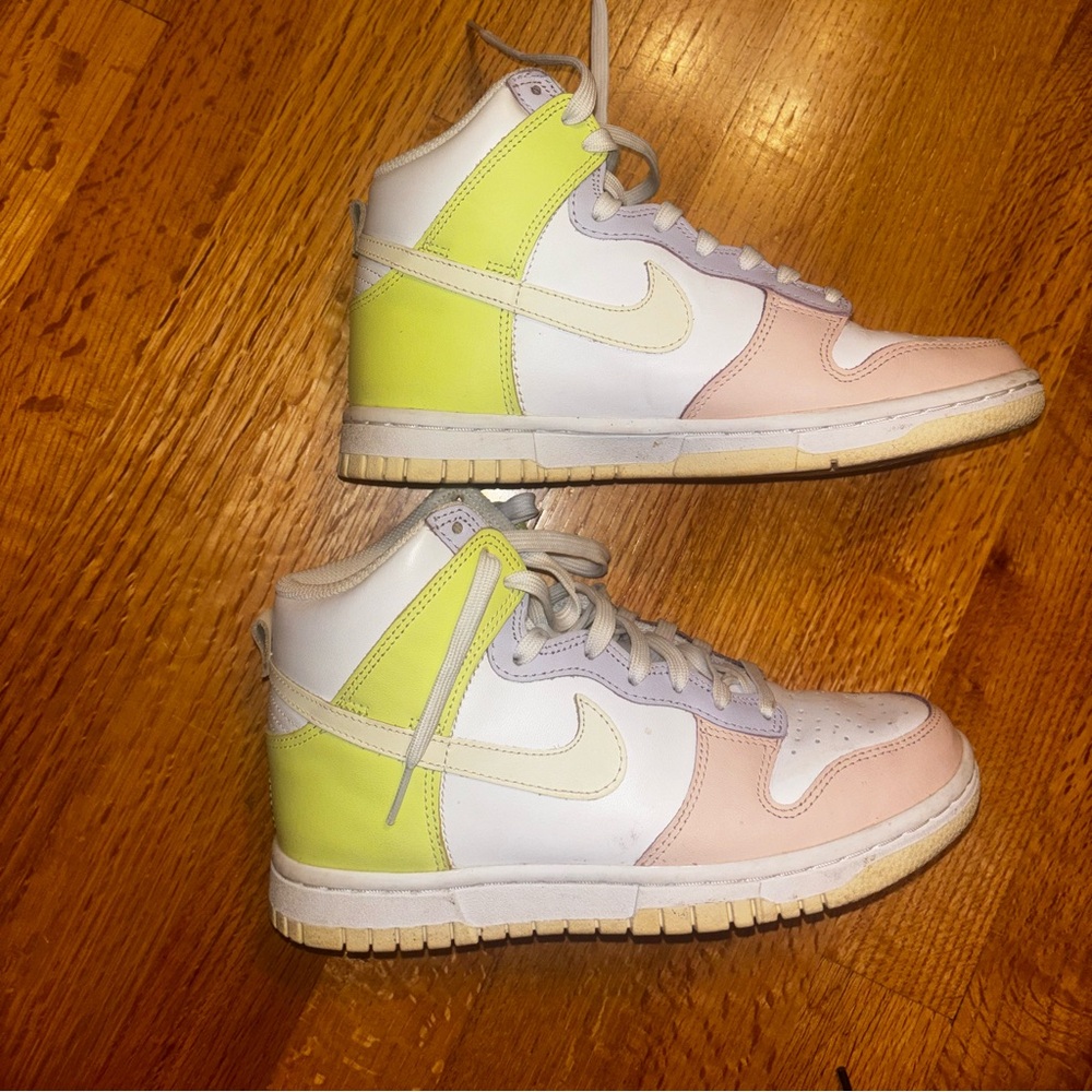 Women’s Jordans- lightly worn